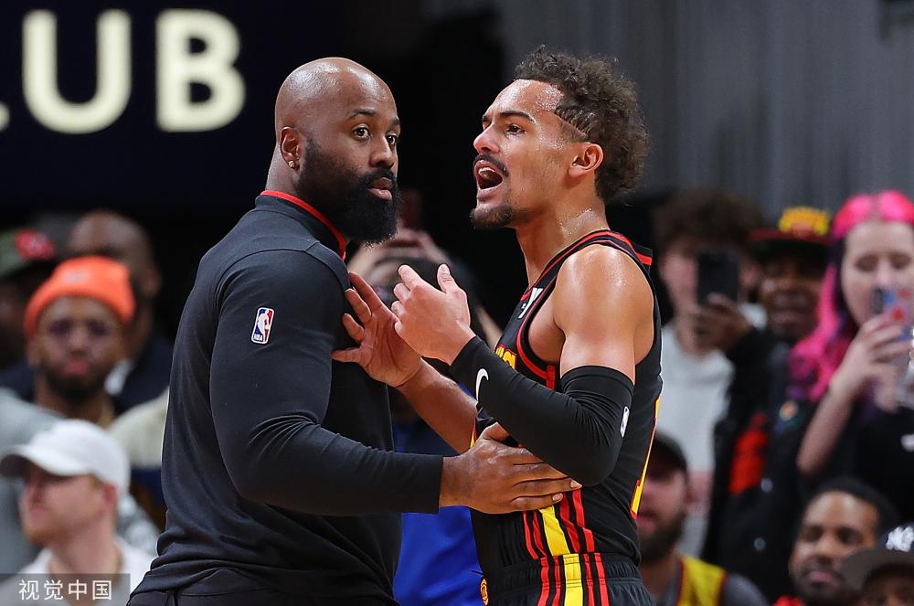 发并破门 发并破门